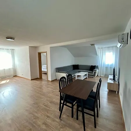Stan Na Dan Sun I Moon Apartamento Zepce